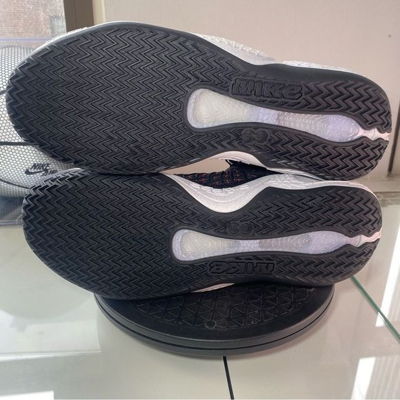 🆕 Nike	Cosmic Unity TB 'Black White' - Mens 12 - Picture 10 of 11